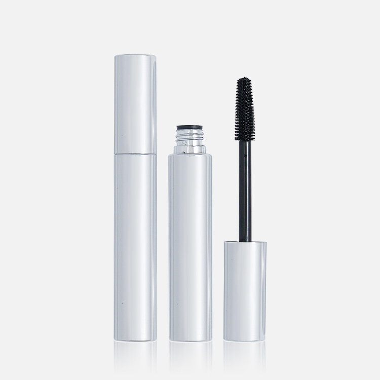 Whisper of the Wind Volumizing Mascara 