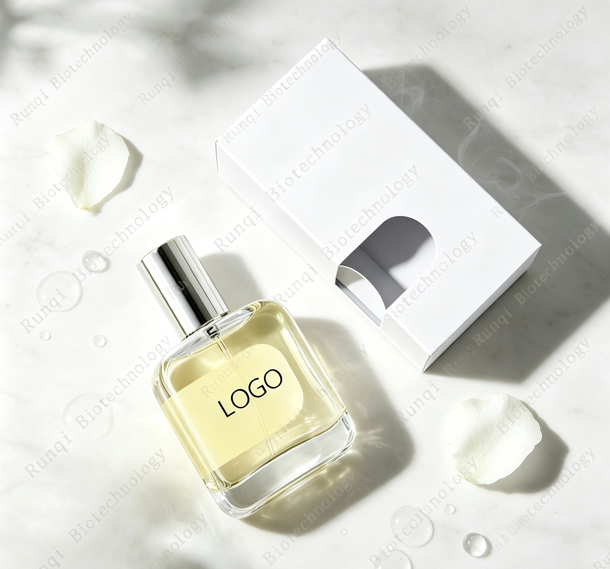 30ml Women Sakura Perfume, Long Lasting Mild Fragrance, Niche Luxury Oriental Cherry Scent Perfume for Ladies Wholesale
