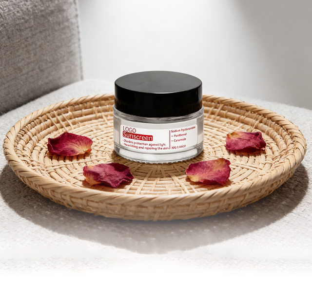 Jaliya Anti-Photoaging Sunscreen & Barrier Repair Cream – With Ceramide & Hyaluronic Acid for Deep Nourishment and UV Defense